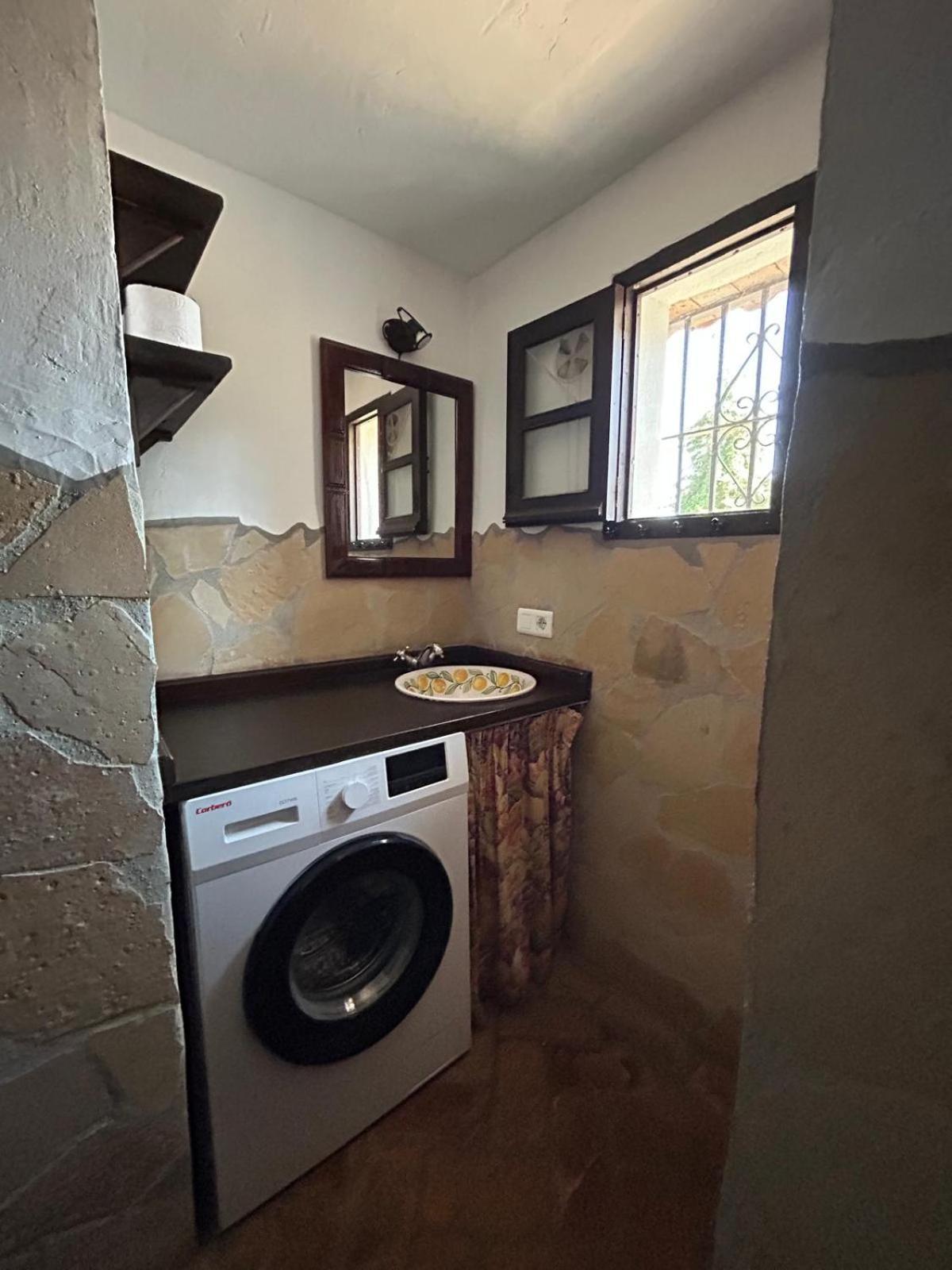 Toro Vista Casita - 1-2 Bedrooms Sayalonga المظهر الخارجي الصورة